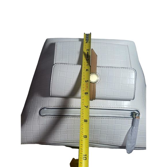 SOLD-NWT St John's Bay SJB Newberry bucket. - Picture 9 of 10